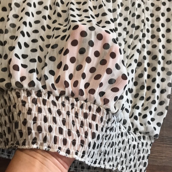 Polka dot blouse - Picture 4 of 6